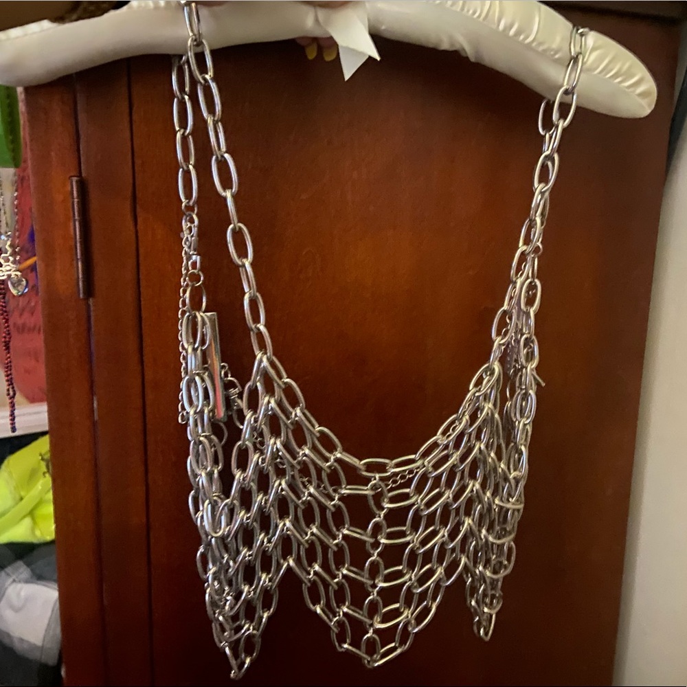 Chain top
